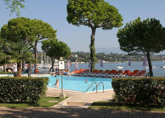 Kompleks wypoczynkowy Le Corti Del Padenghe sul Garda