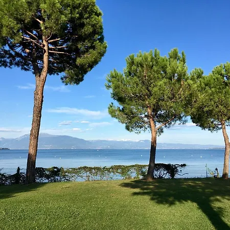 Le Corti Del Ferienpark Padenghe sul Garda